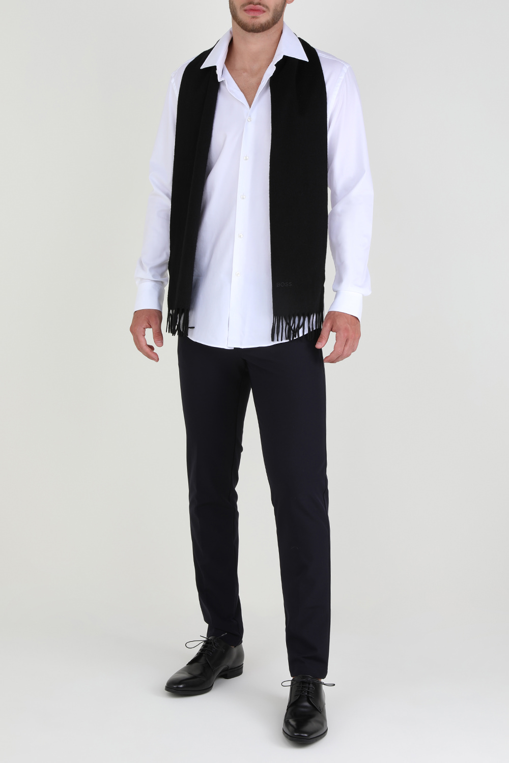 חולצה מכופתרת ארוכה לבנה מכותנה